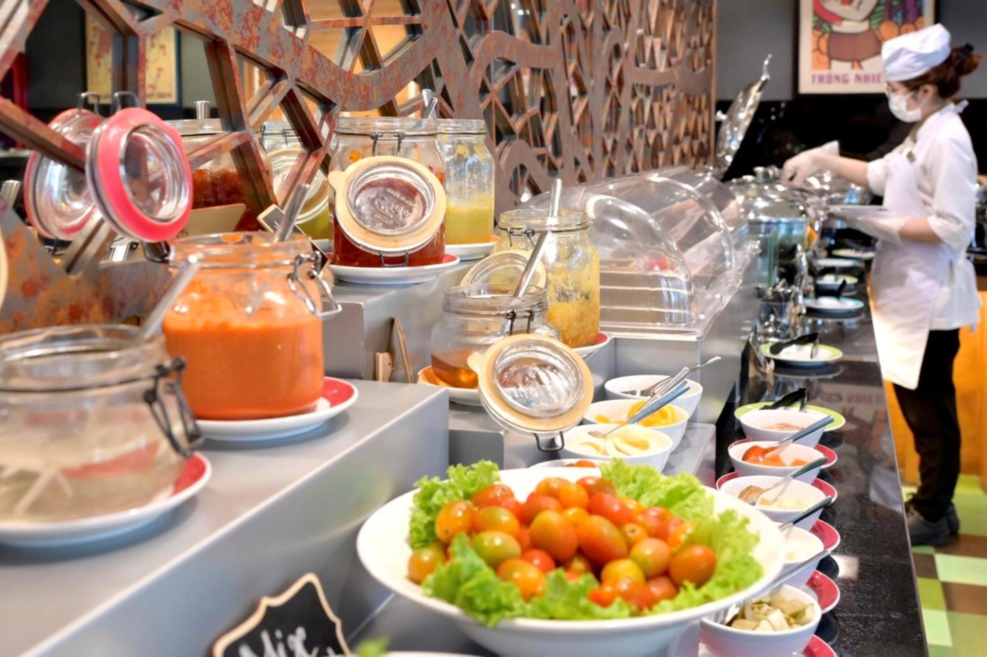 Emm Hotel Saigon Ho Chi Minh City Bagian luar foto